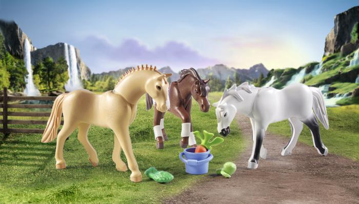 Playmobil Horses of Waterfall 3 paarden met accessoires